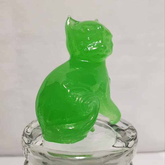 Franklin Mint Green Cat Figurine - Picture 2 of 10